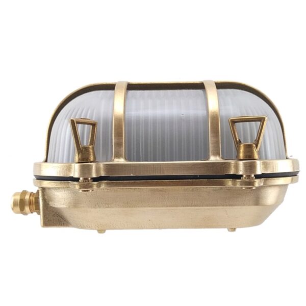 Ovale Schottleuchte mit Augenlidschild aus Messing. ART BR435F Brass